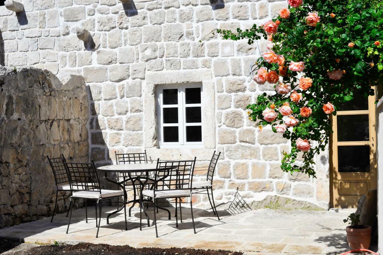 Charming Stone House In Cavtat Old Townアパートメント エクステリア 写真